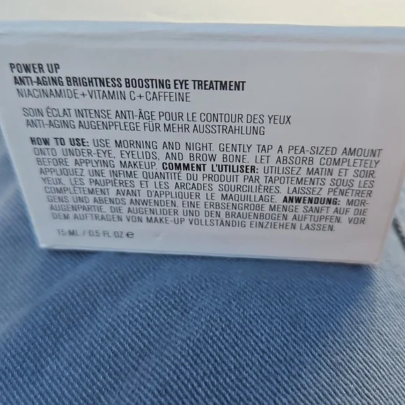 IL MAKIAGE Power Up Anti Aging Brightness Boosting Eye Treatment - Picture 3 of 4